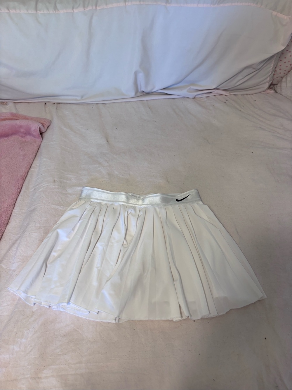 Nike White Pleated Skater Tennis Skirt with Swoosh